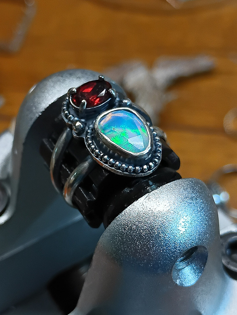 MTO- Opal and garnet ring 6