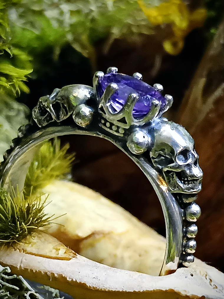 Gothic Memento Mori Skulls ring 2