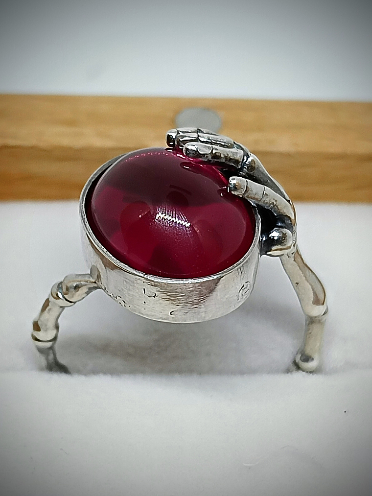 Gothic skeleton hand and ruby ring 3