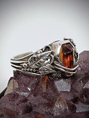 Coffin cut garnet ring