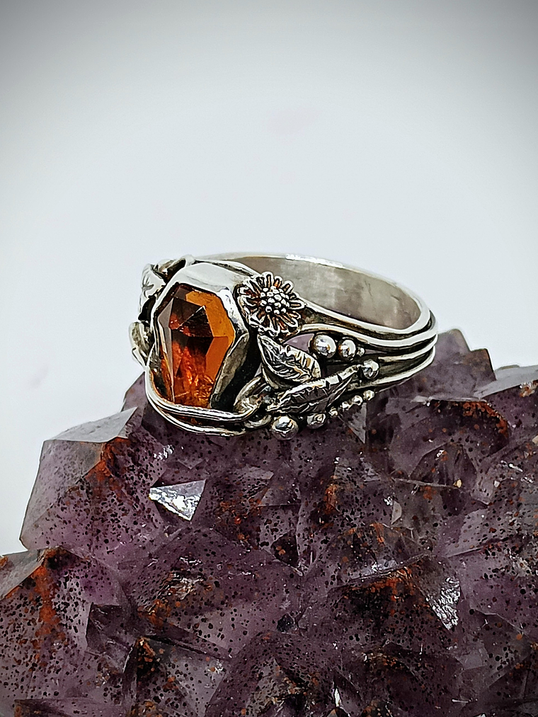 Coffin cut garnet ring 5