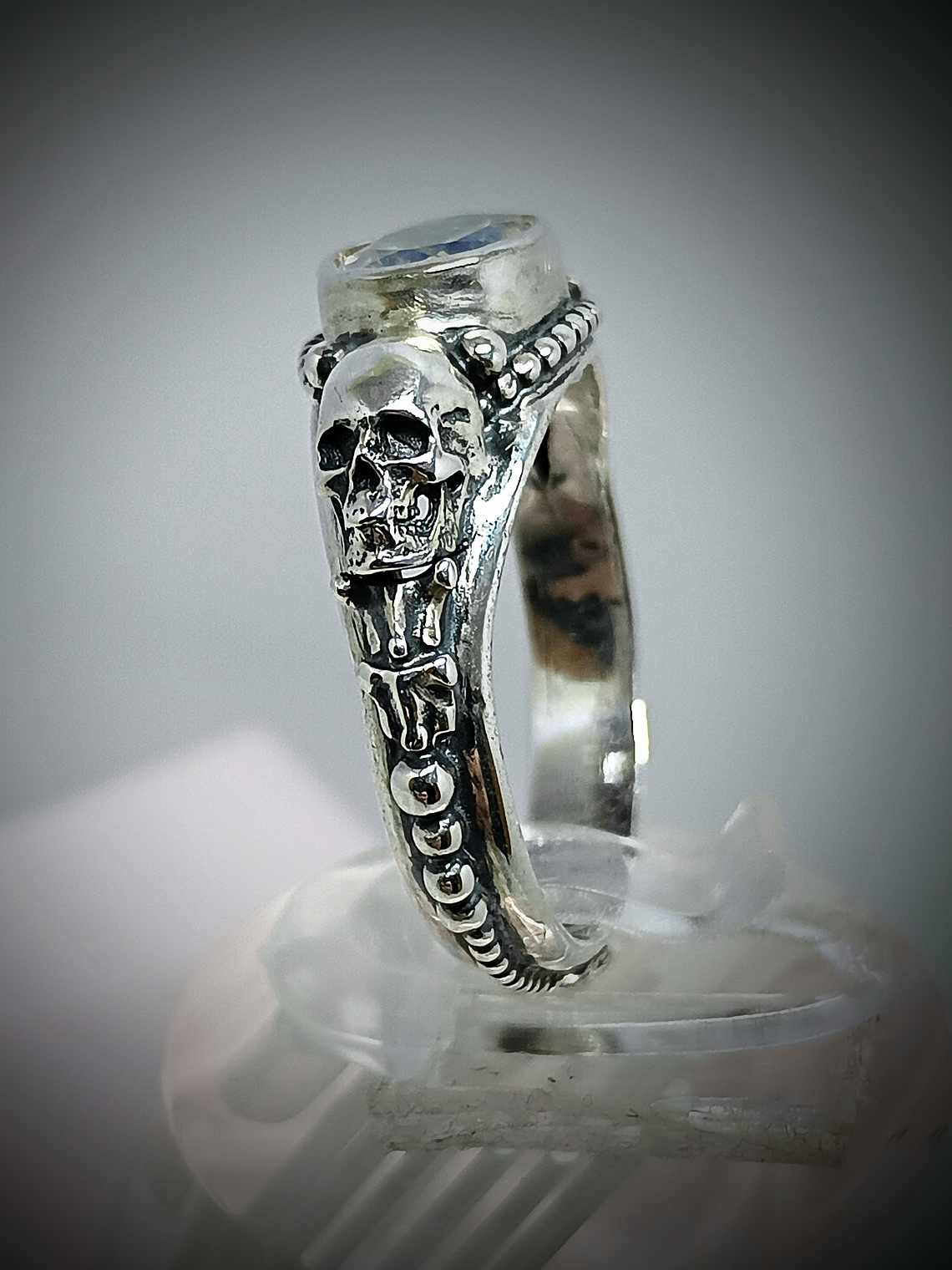 Gothic skulls and Madagascar rainbow moonstone ring - sz 7.25 - Sterling - 2