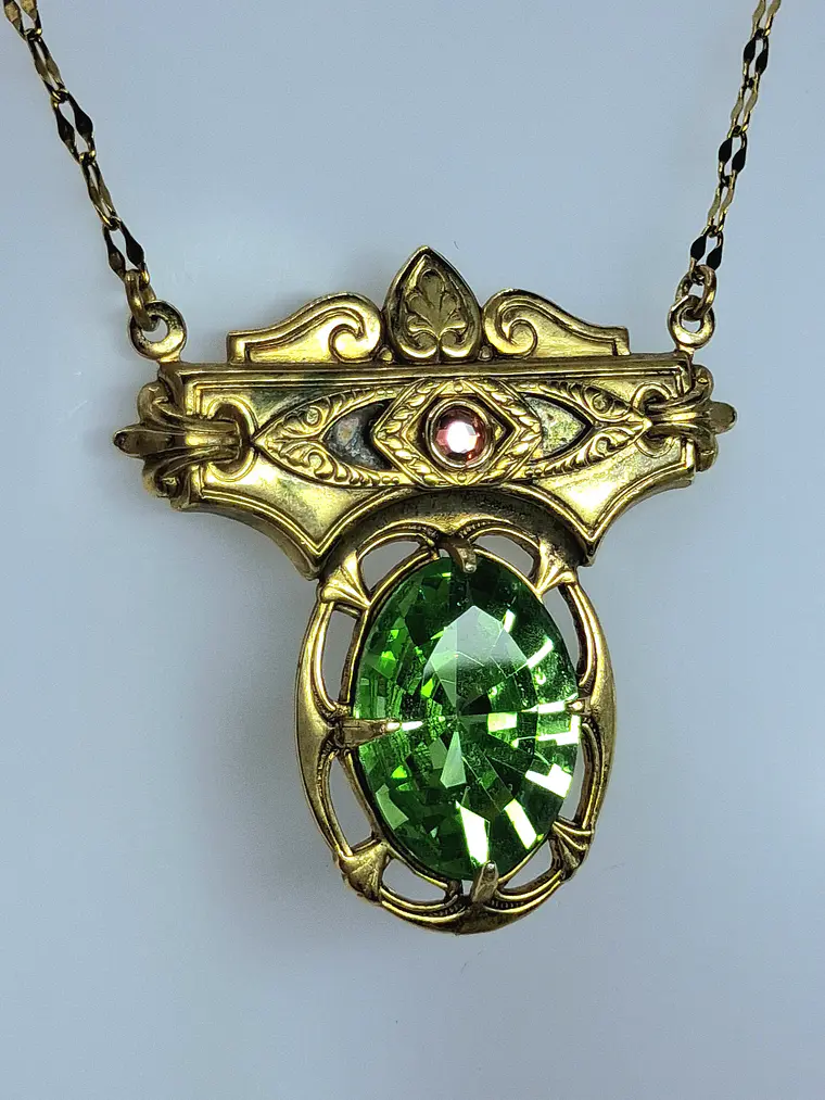 Vintage inspired Pink and Green Uranium glass necklace #Bn003 2