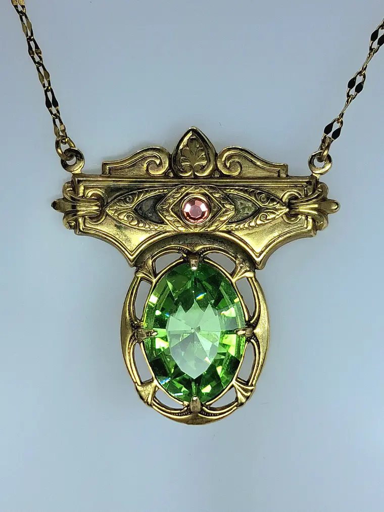 Vintage inspired Pink and Green Uranium glass necklace #Bn003 3