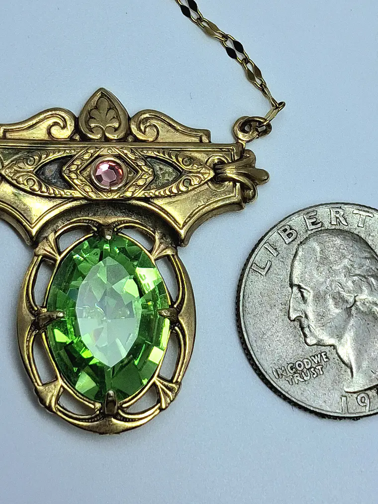 Vintage inspired Pink and Green Uranium glass necklace #Bn003 4