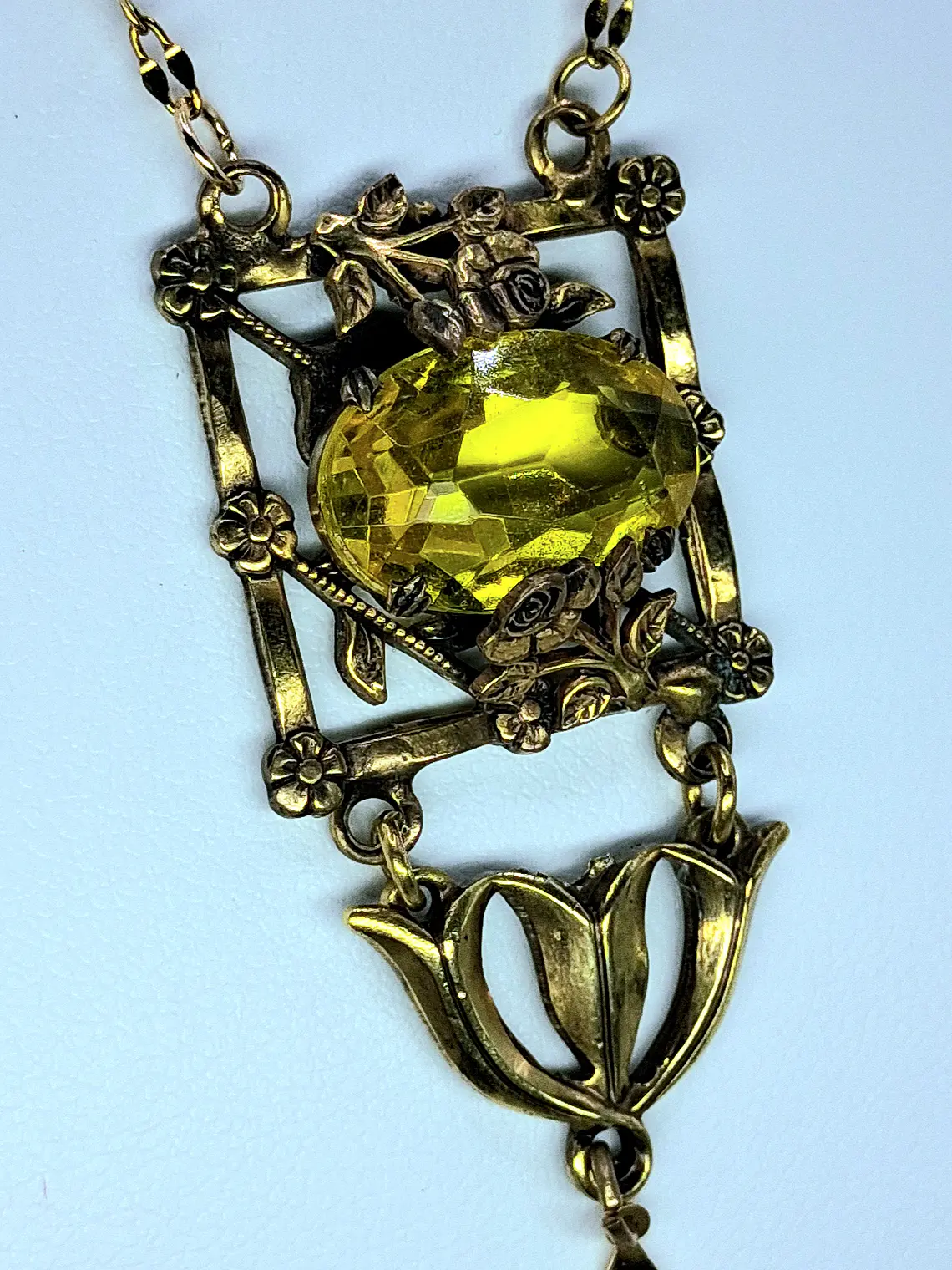 Gold-plated, Victorian/Art Deco inspired Uranium glass necklace #Bn010 3