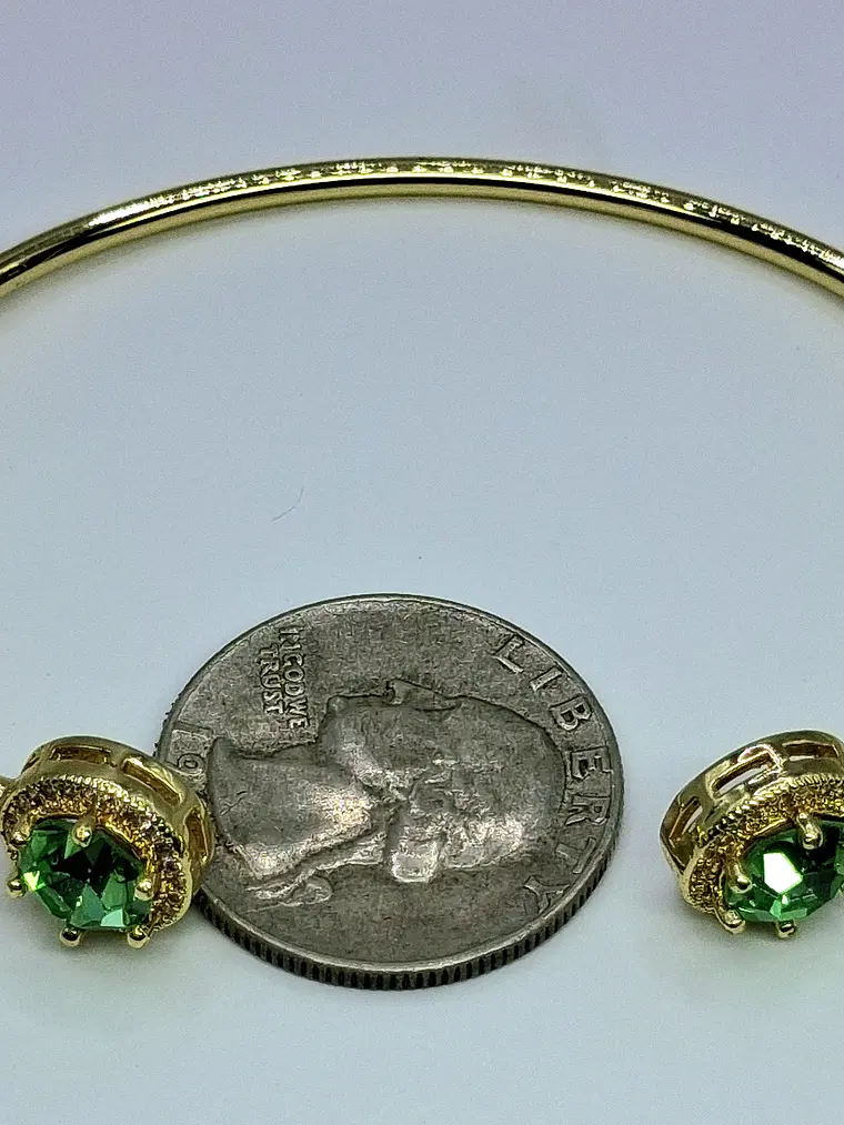 Contemporary, Gold-plated Apple green Uranium glass and Cubic zirconia bracelet #Bb016 5