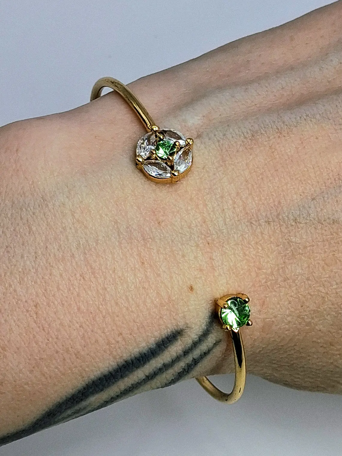 Contemporary, Gold-plated Apple green Uranium glass and Cubic zirconia bracelet #Bb017 6
