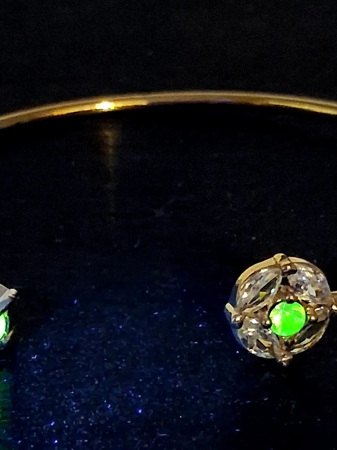 Contemporary, Gold-plated Apple green Uranium glass and Cubic zirconia bracelet #Bb017 7