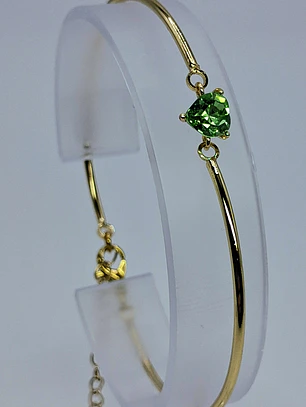 Adorable, gold-plated Heart cut, Uranium glass bracelet  #Bb020