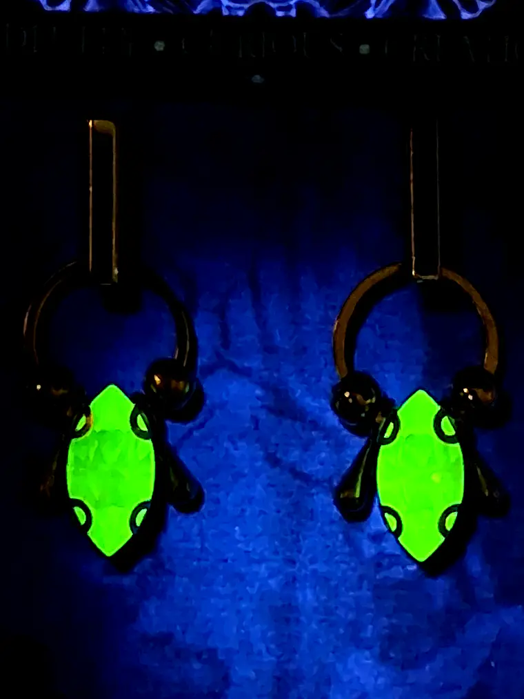 Contemporary style ☢ UG glass earrings #be022 5