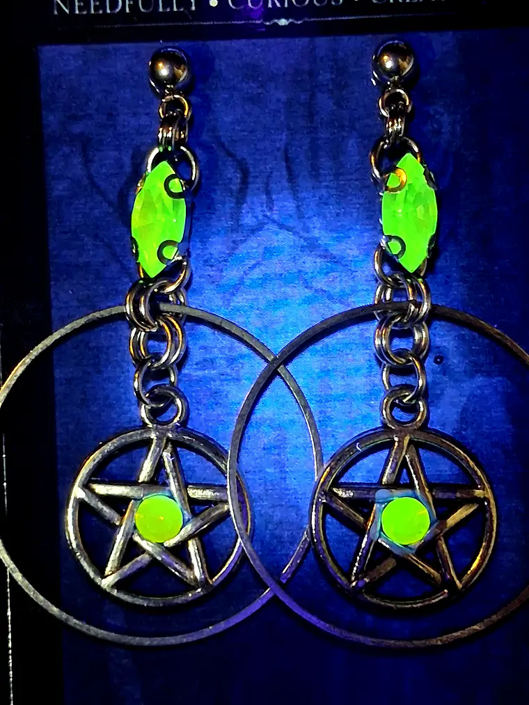 Silver plated ☢ UG Goth/pentagram dangle earrings #be023 4