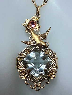 Beautiful, Victorian inspired Alexandrite & pink Uranium glass pendant   #Bp028