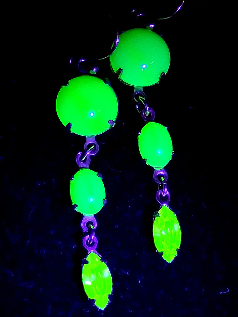 Vintage inspired, 14k Gold-plated Green opal & Peridot  UG earrings #be039 4