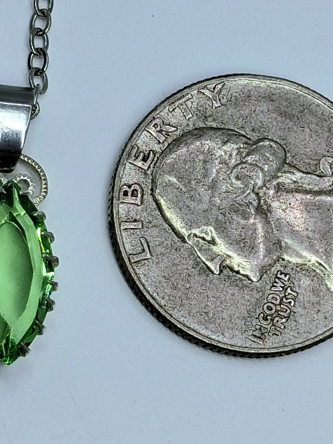 Delicate silver-plated, Green apple Uranium glass pendant -       bp040 4