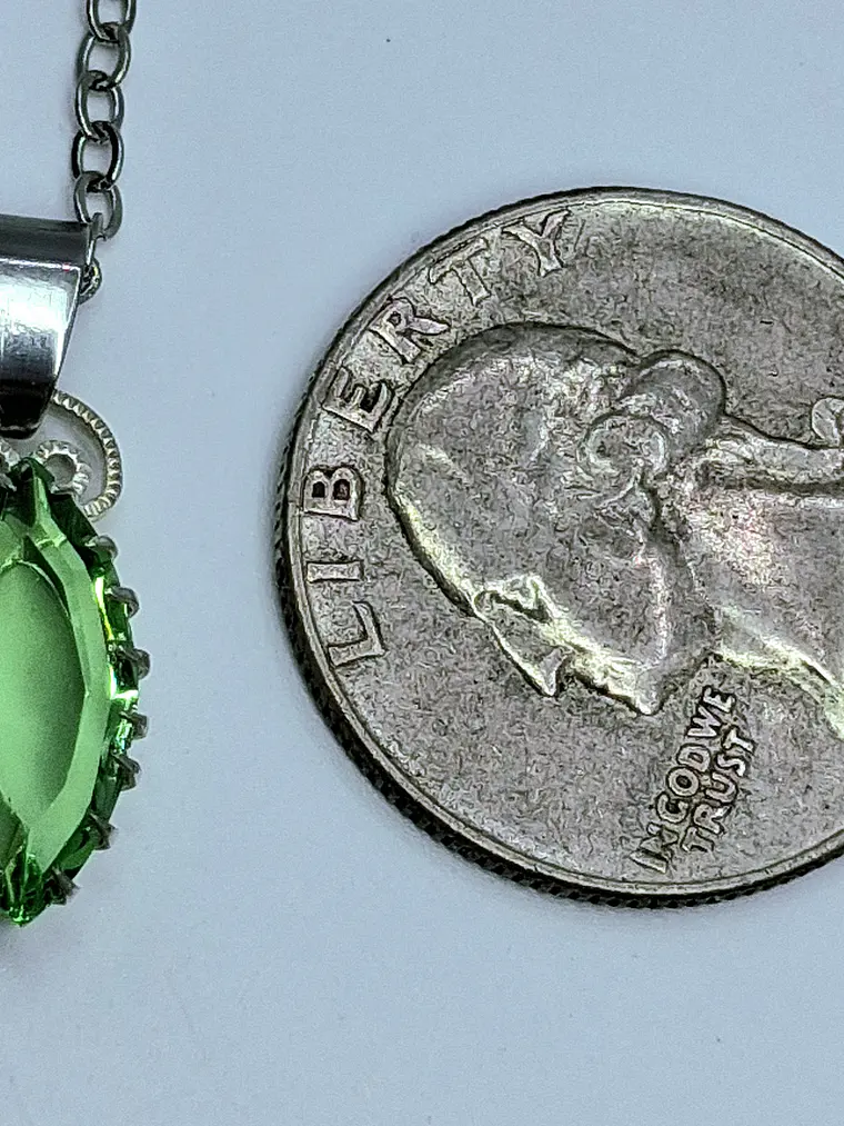 Delicate silver-plated, Green apple Uranium glass pendant -       bp040 4