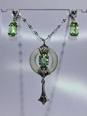 Art Deco inspired, Gold-plated Pendant/Earrings Set -      #Bs027