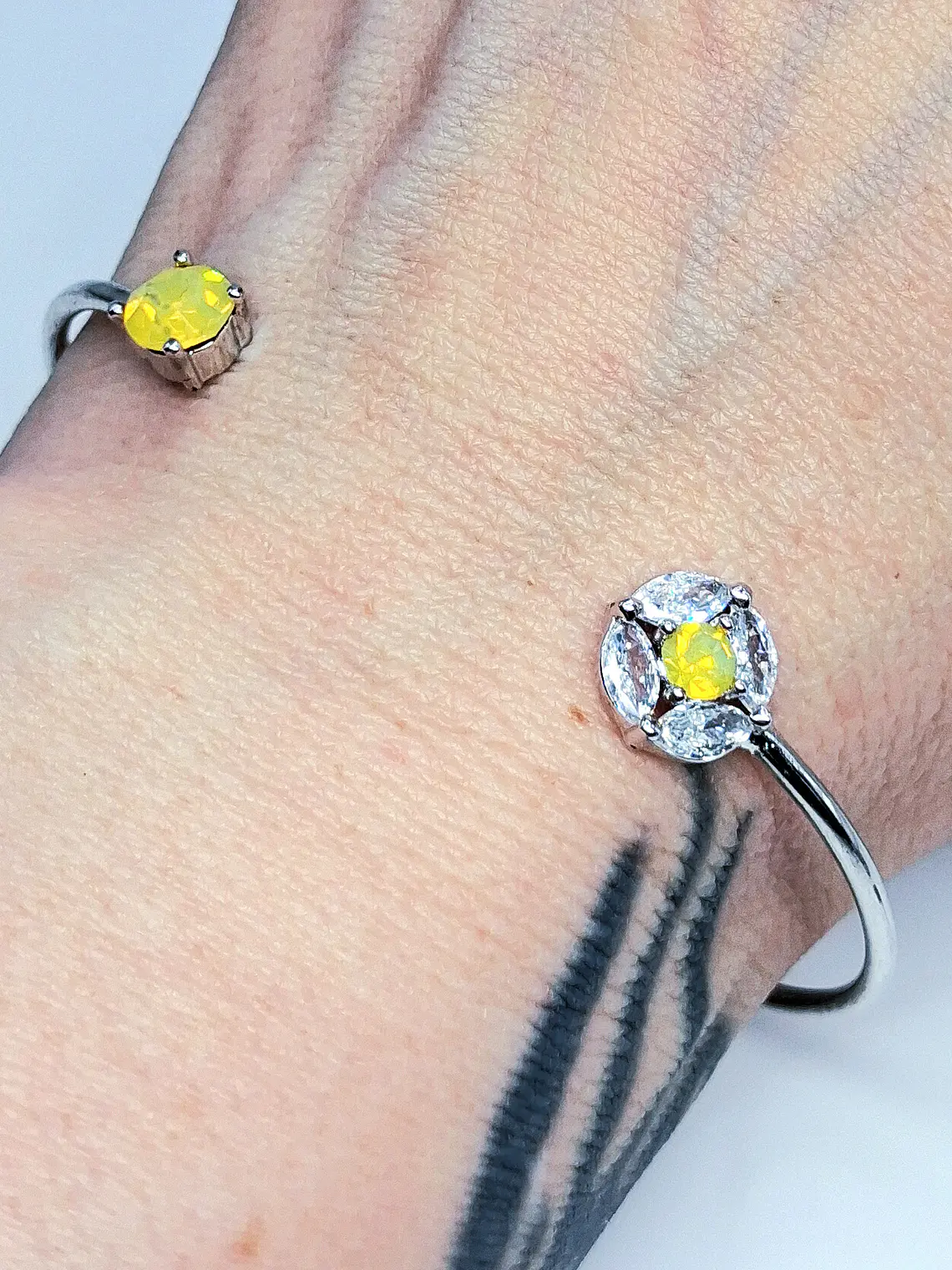 Contemporary, Rhodium Sun-yellow opal Uranium glass and Cubic zirconia bracelet -       #Bb058 5