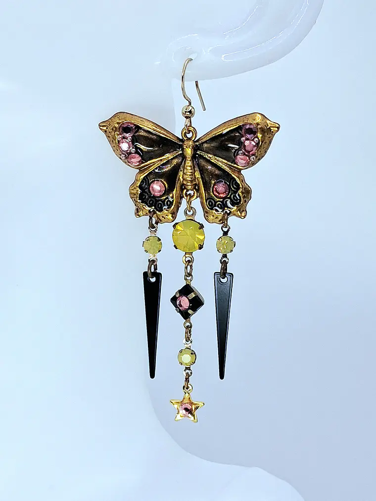 Amazing, Whimsical butterfly Pink and yellow Uranium glass earrings -       #Be061 3
