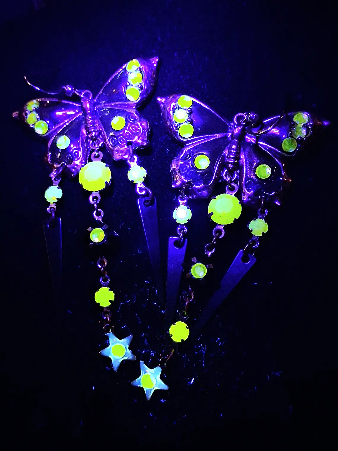 Amazing, Whimsical butterfly Pink and yellow Uranium glass earrings -       #Be061 7