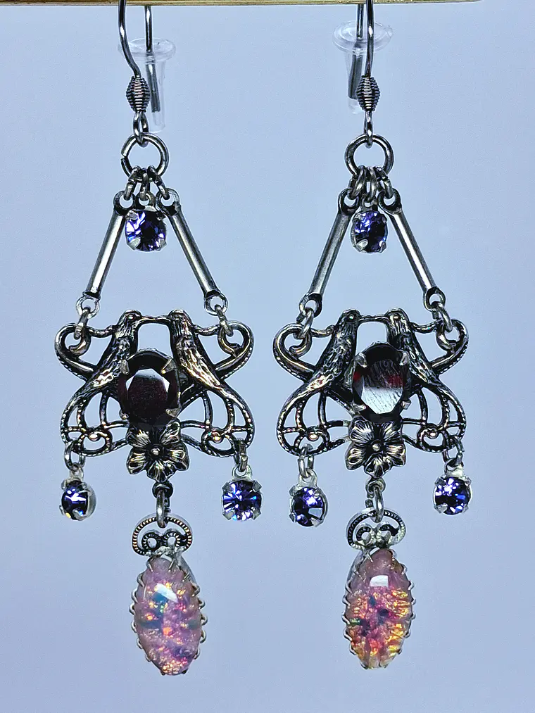 Beautiful Victorian  Garnet and Tanzanite, Lovebird earrings -      #Be063 1