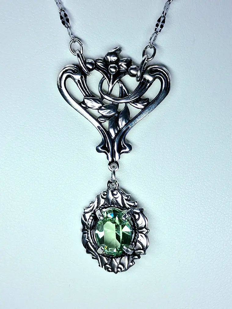 Art Nouveau style Peridot green Uranium glass necklace-          #Bn069 2