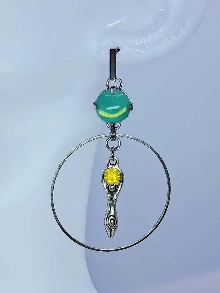 Moon Goddess Green and Yellow opal Uranium glass earrings -       #Be085 2