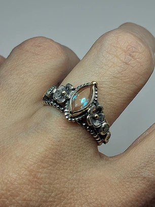 Amazing genuine Saphiret & Moisonite ring, Sterling and gold - Made to Order