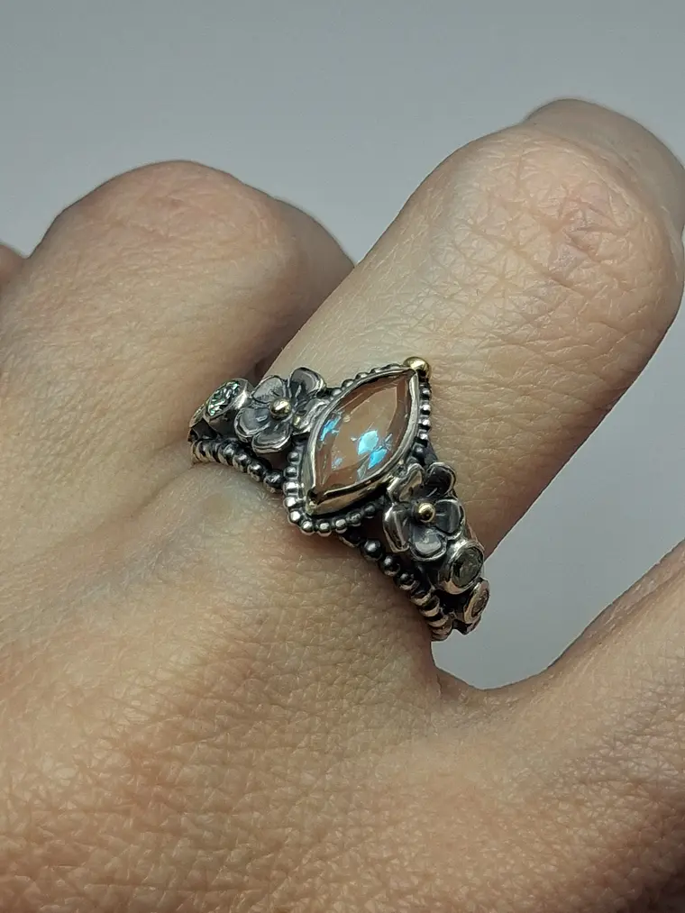 Amazing genuine Saphiret & Moisonite ring, Sterling and gold - Made to Order 2