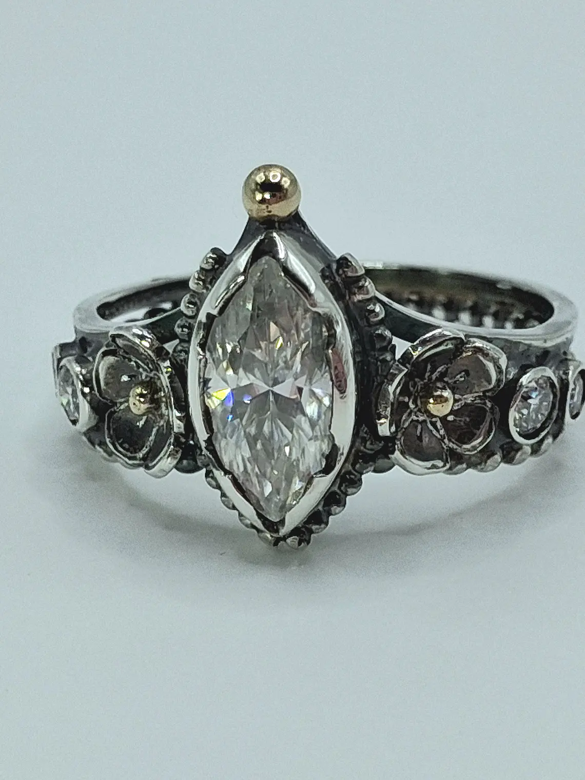 Sz7.5 - Dainty, floral 1ct Moisonite, Sterling and gold ring - VIDEO 1