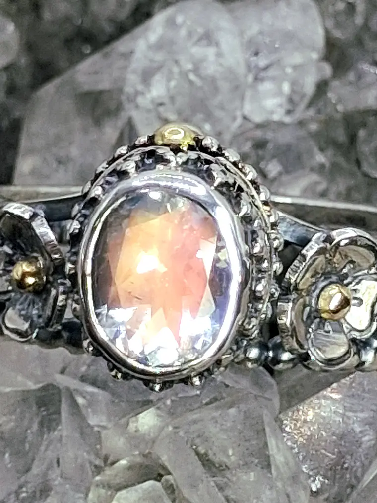 Sz7.75 - Madagascar moonstone moonstone ring, sterling and gold - VIDEO 7