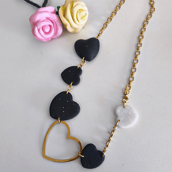 Maxi-colar corações