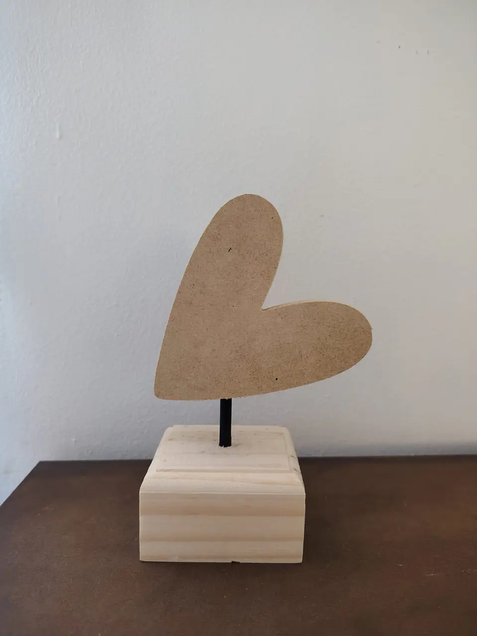 MINI PEDESTAL CORAZON DE LADO 1
