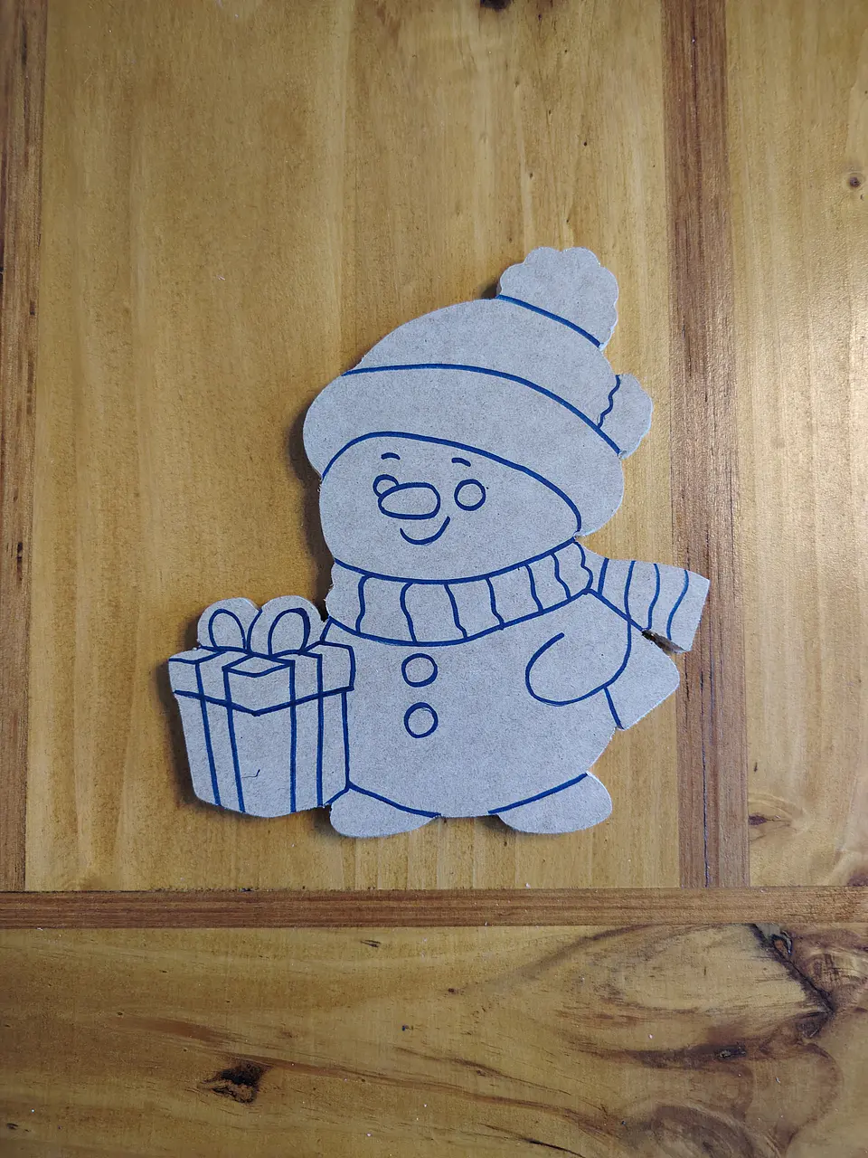 MONO DE NIEVE Y REGALO 1