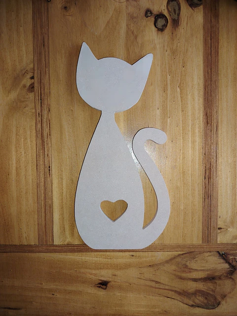 GATO CORAZON CENTRO
