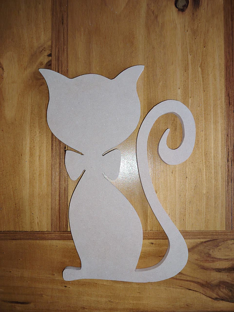 GATO CORBATA