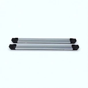 PISADERA DE ALUMINIO CON LINEA 2M SILVER