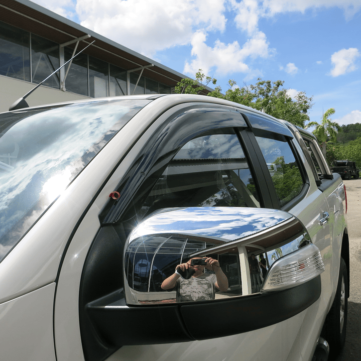 ALETA DE VENTANA BOTA AGUA 2