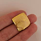Aretes Dorados Romboides de Diseño Texturizado - Miniatura 2