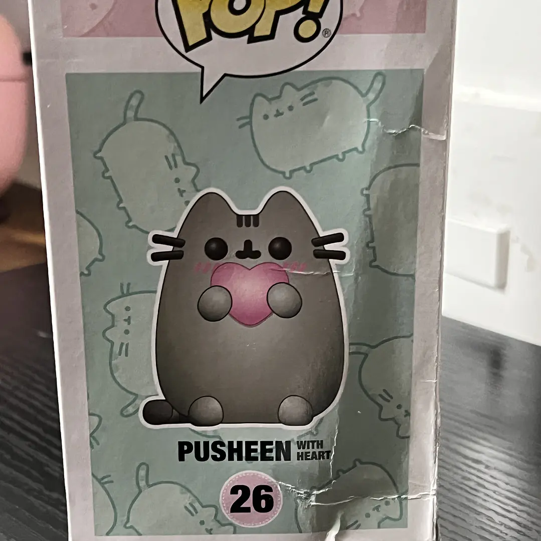 Funko Pop Pusheen Corazón 5