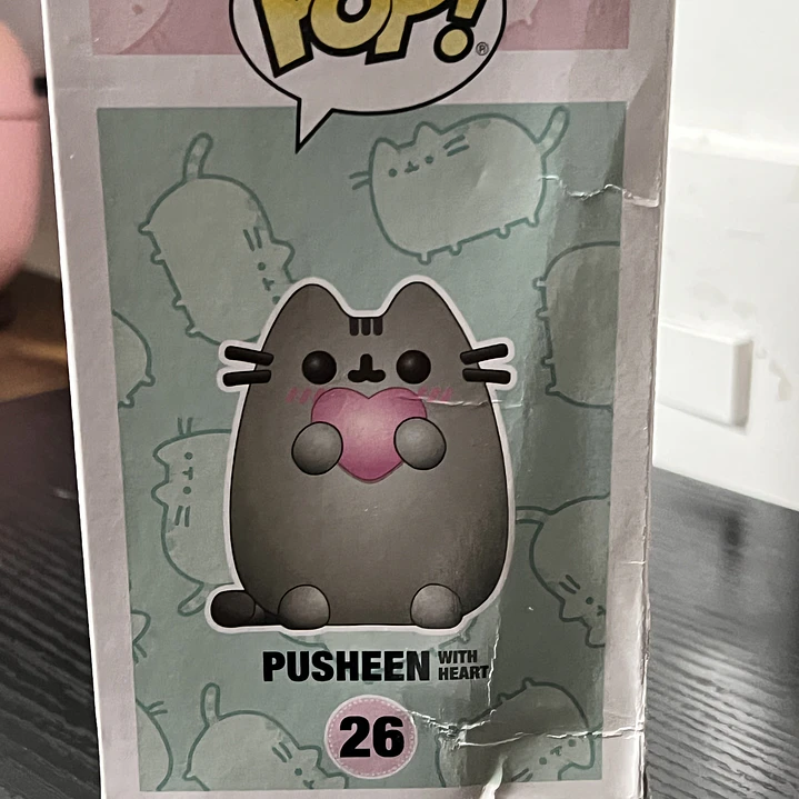 Funko Pop Pusheen Corazón 5