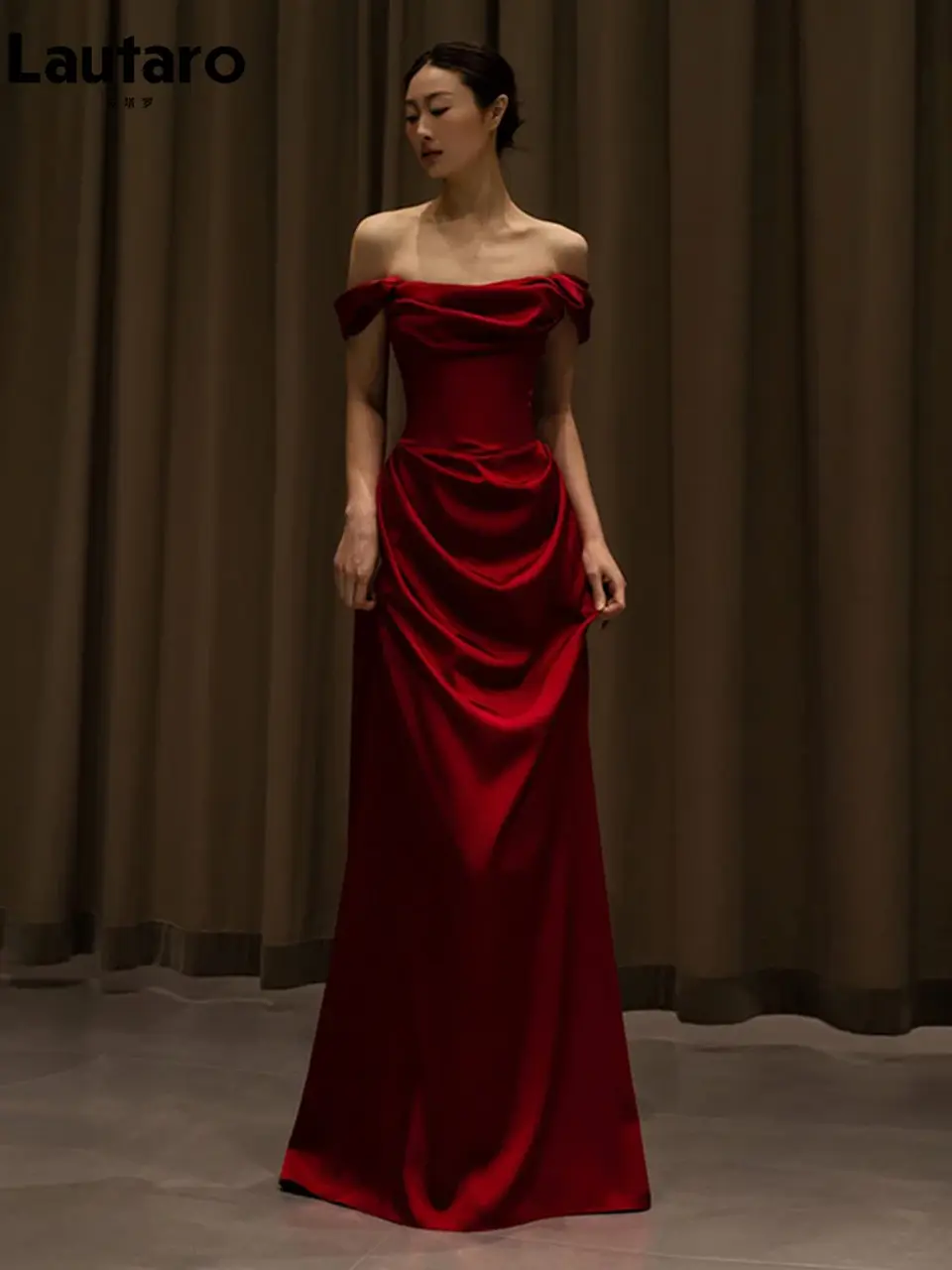 Vestido de Satén Elegante  1