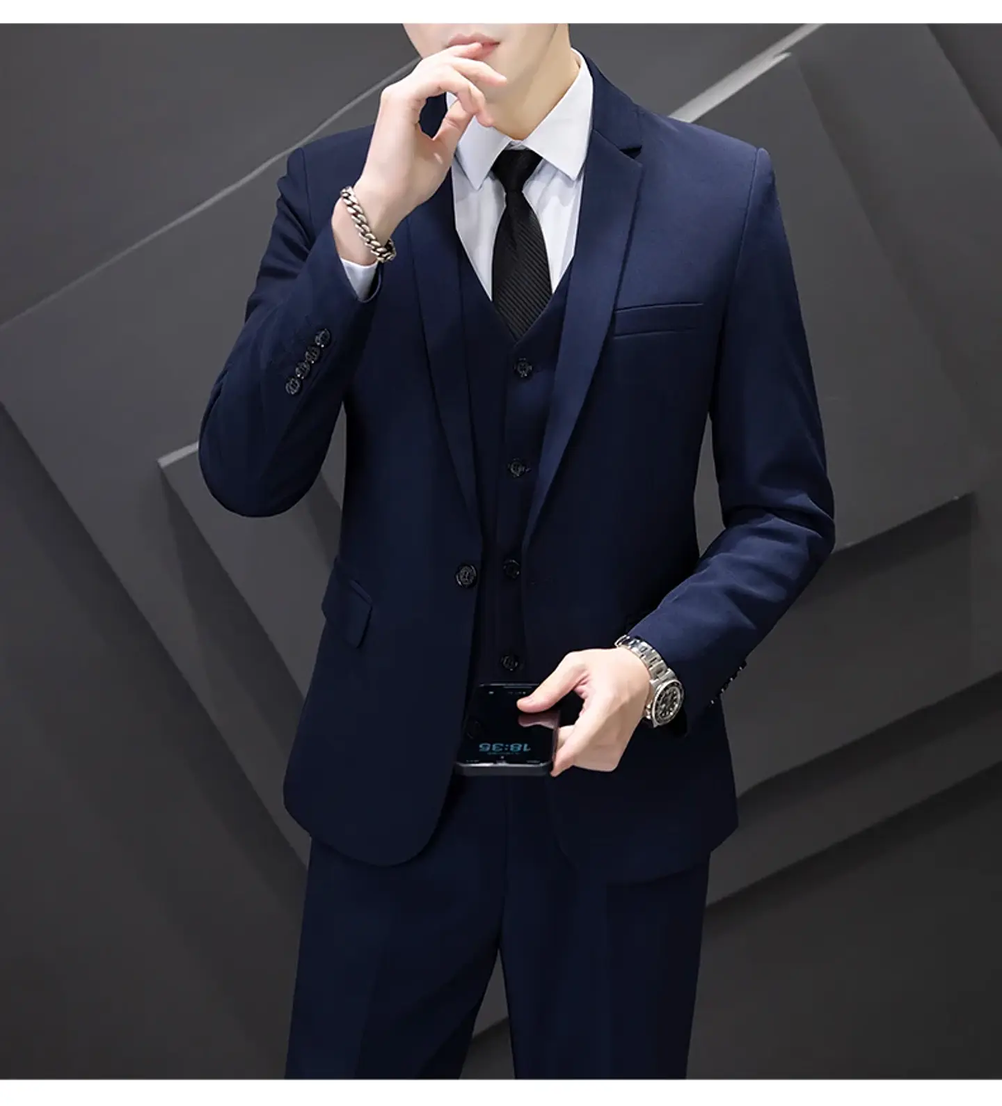 Conjunto de traje de tres piezas para hombre 27