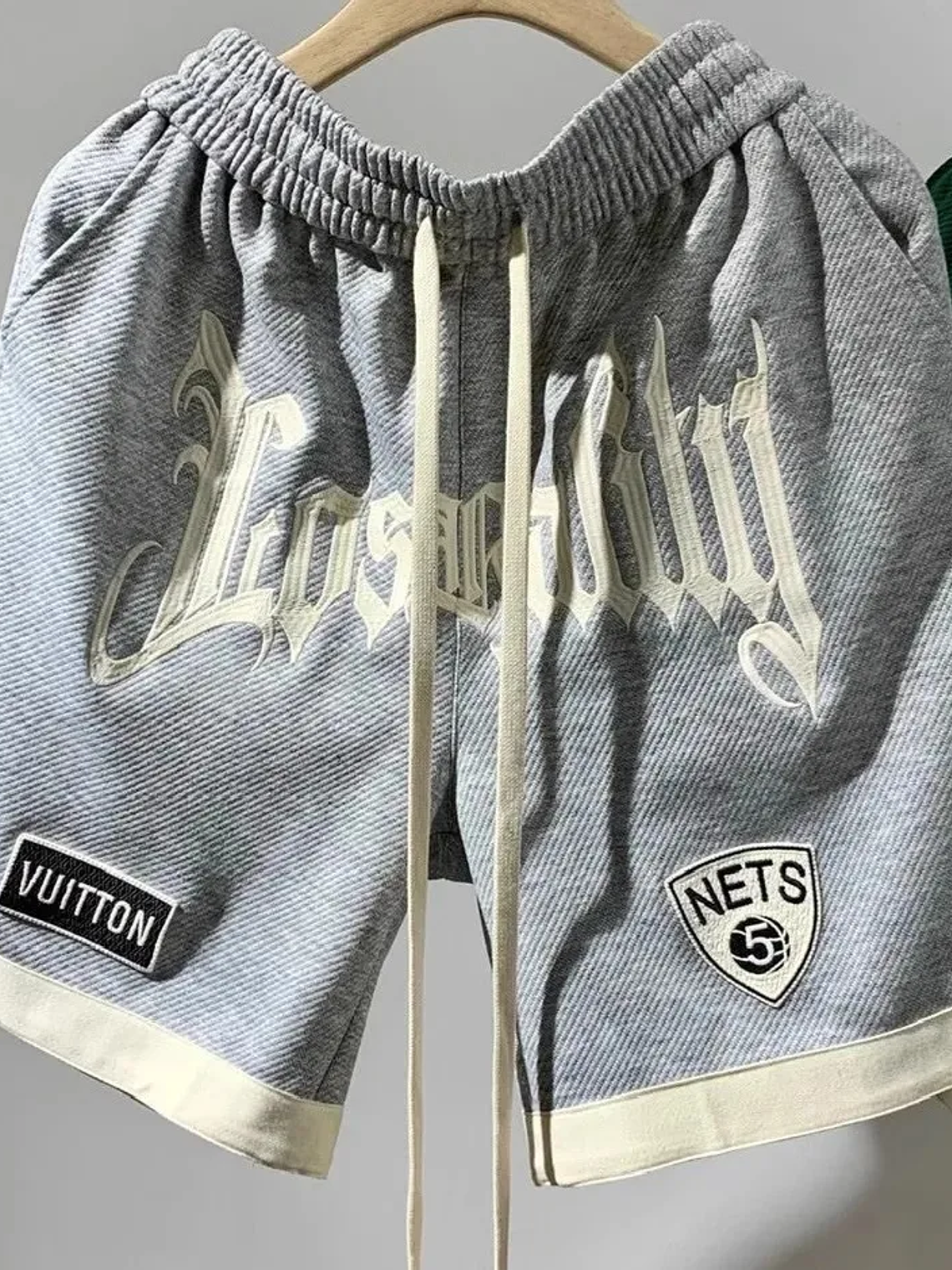 Pantalones cortos holgados informales con estampado de letras 8