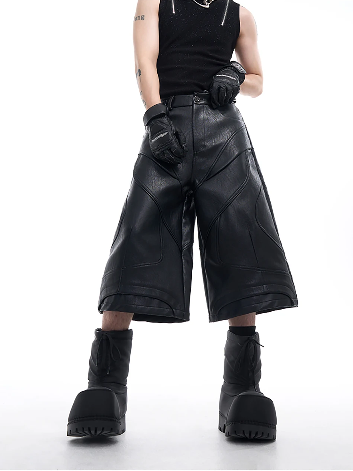 Pantalones cortos de piel sintética negra 9