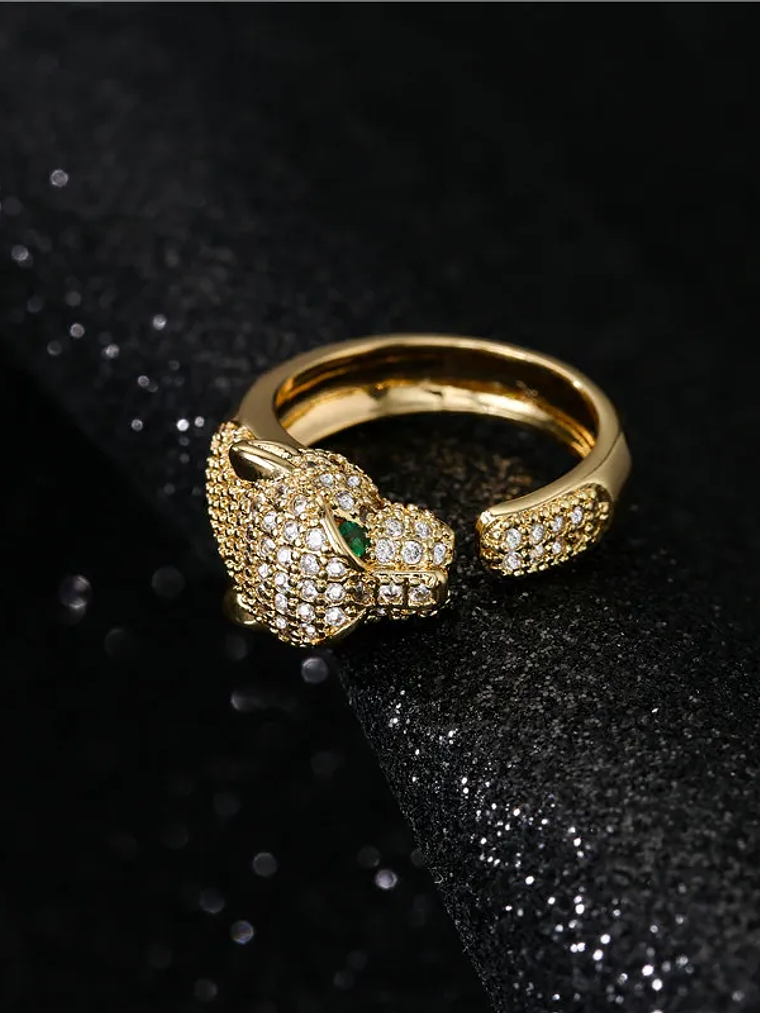 Anillo con incrustaciones de circonitas cúbicas de animales 5