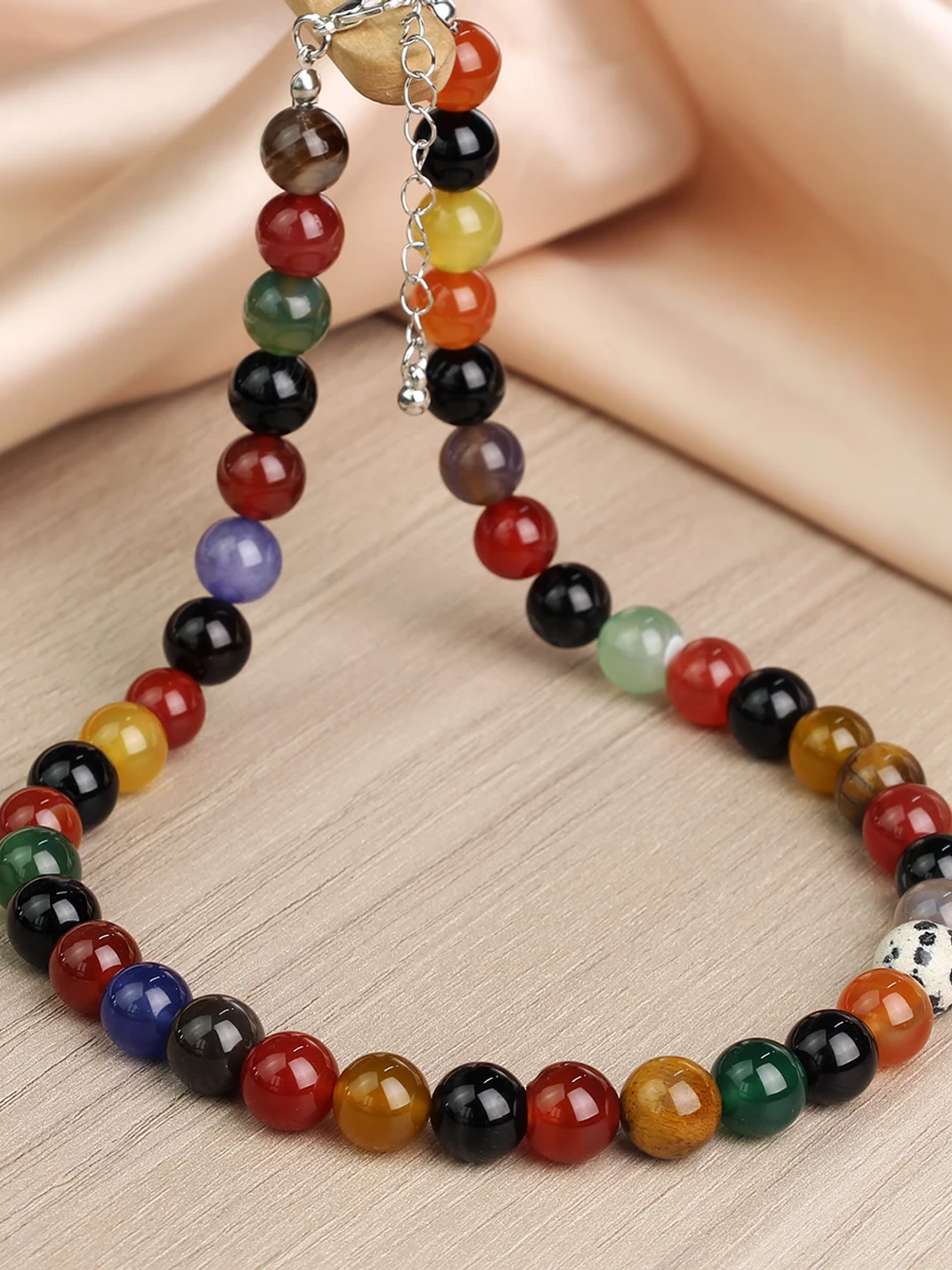 Collar redondo de cornalina de colores de piedra natural 2