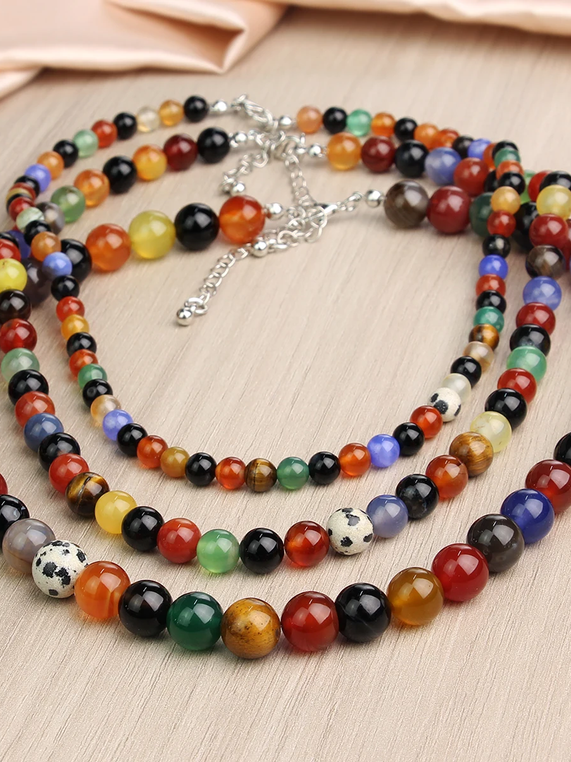 Collar redondo de cornalina de colores de piedra natural 12