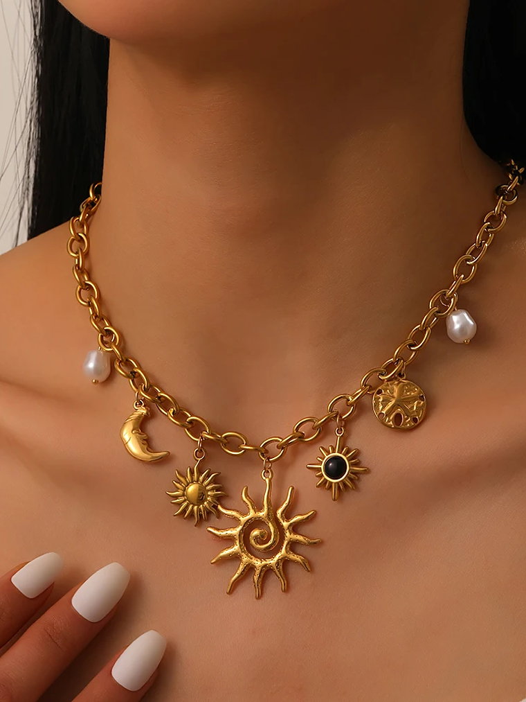 Collar con colgante de estrella de mar, luna y sol dorado, moderno y elegante, de acero inoxidable  5