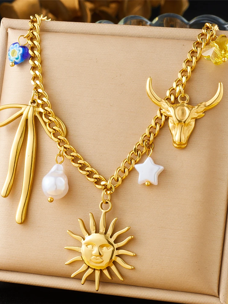 Collar con colgante de estrella de mar, luna y sol dorado, moderno y elegante, de acero inoxidable  11